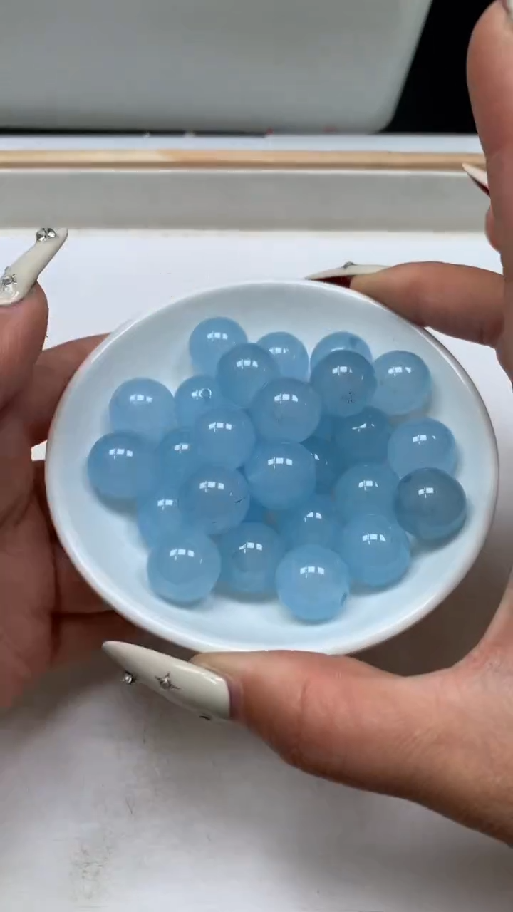 未镶嵌散珠玛瑙/玉髓E58 海蓝宝玛瑙14mm3颗6.8元