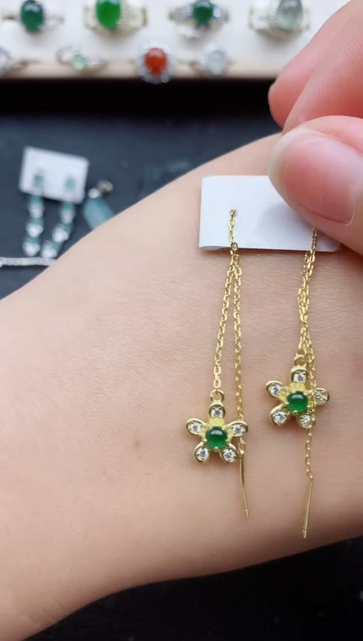 【闪购商品】翡翠戒指银S925镶嵌111111