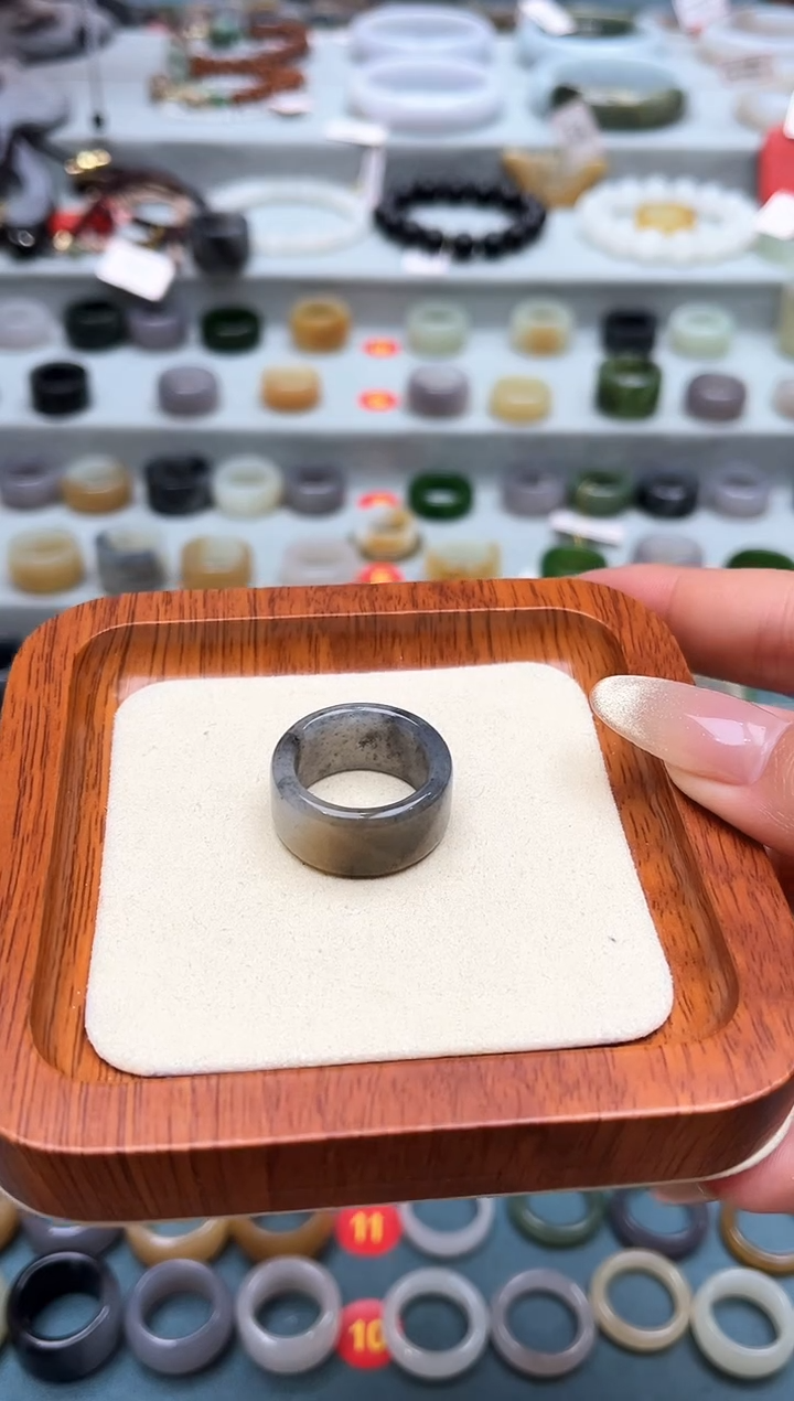 【闪购商品】和田玉戒指未镶嵌18号