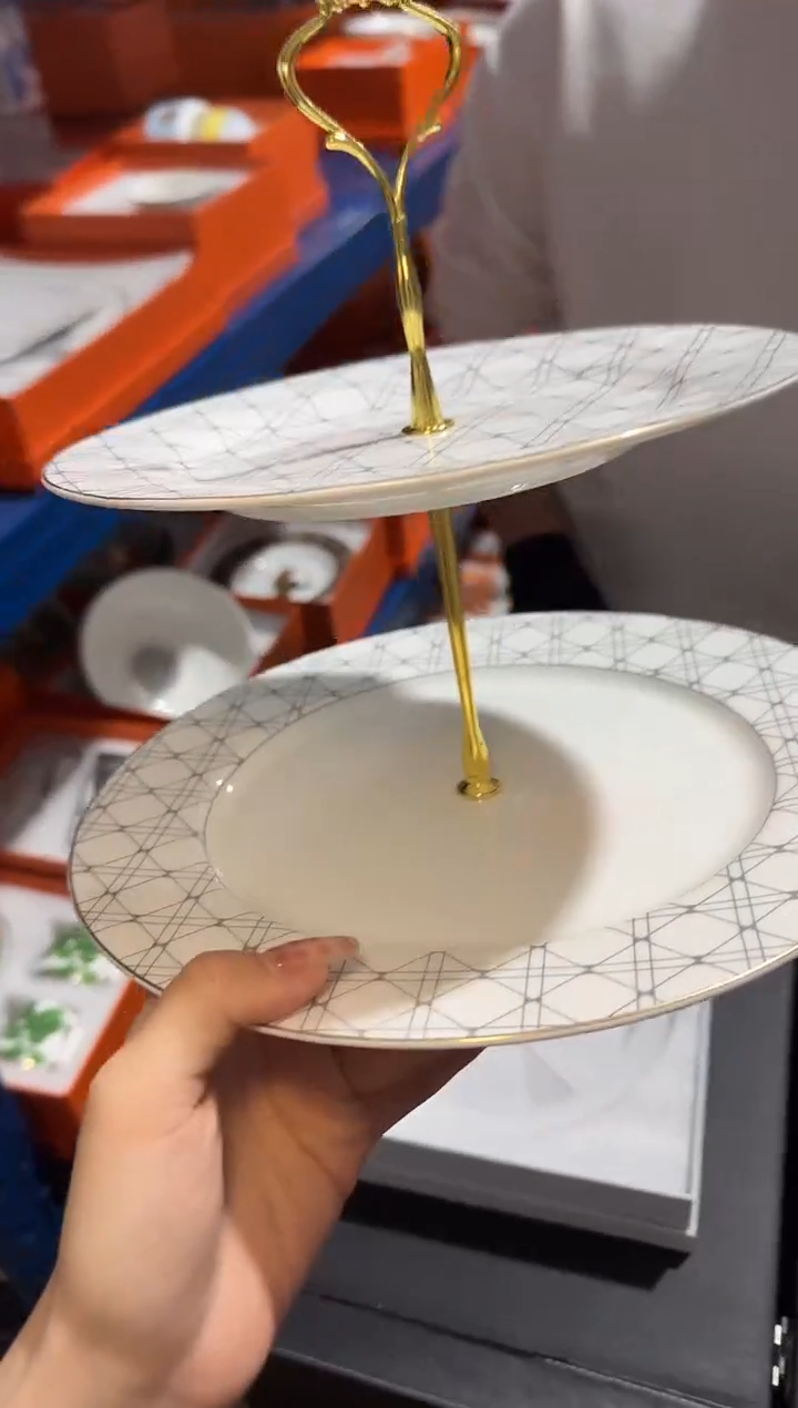 瓷片-----000-----