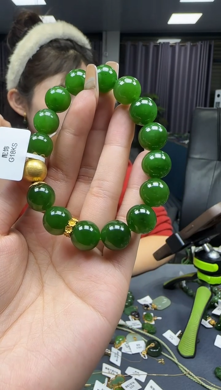 【闪购商品】和田玉手串18K金镶嵌1