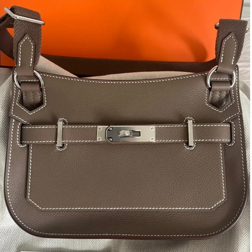99新 Hermes/爱马仕 小花JerryJ吉普赛 mini 大象灰 W刻 银扣