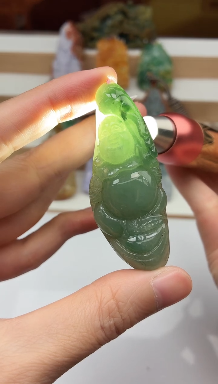 颈饰未镶嵌翡翠牌子