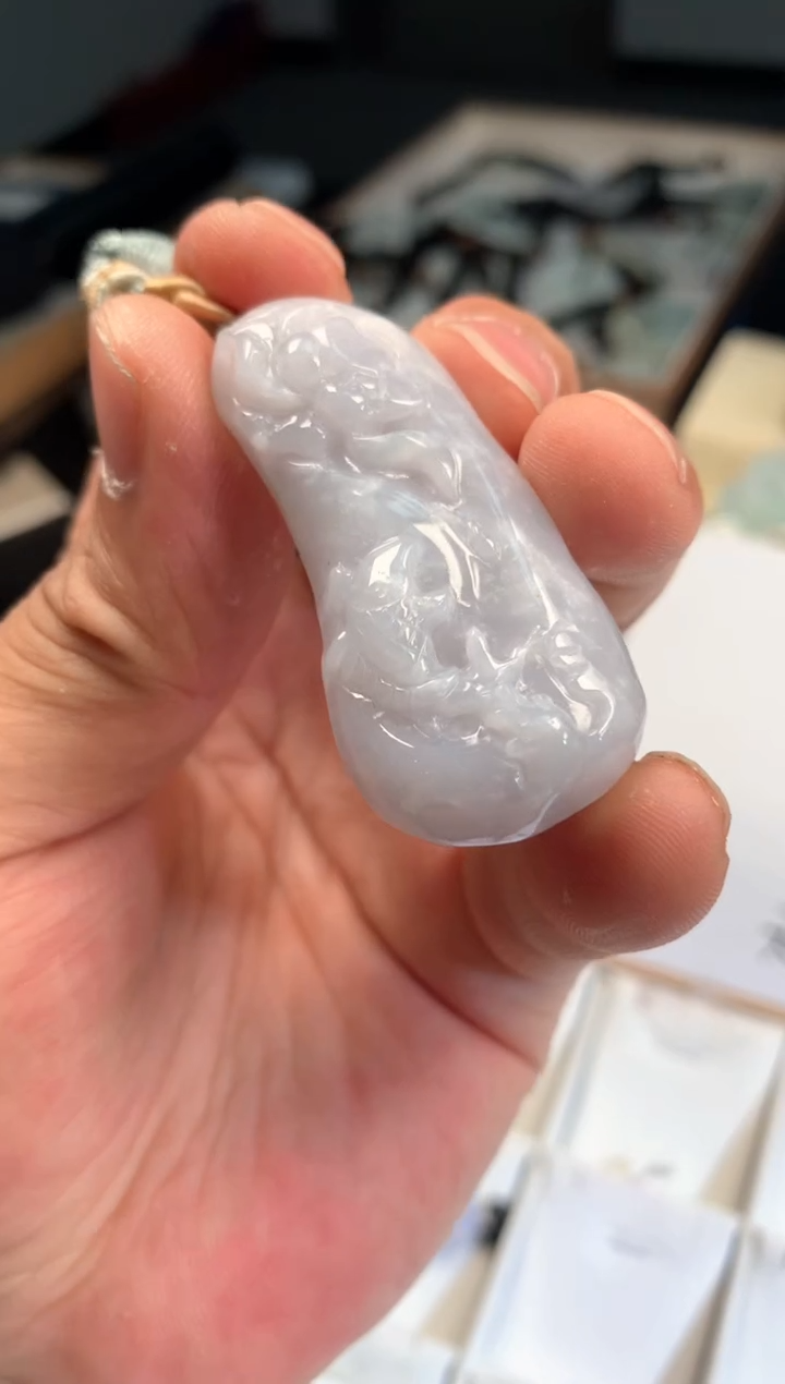 【闪购商品】翡翠颈饰未镶嵌02/16/180