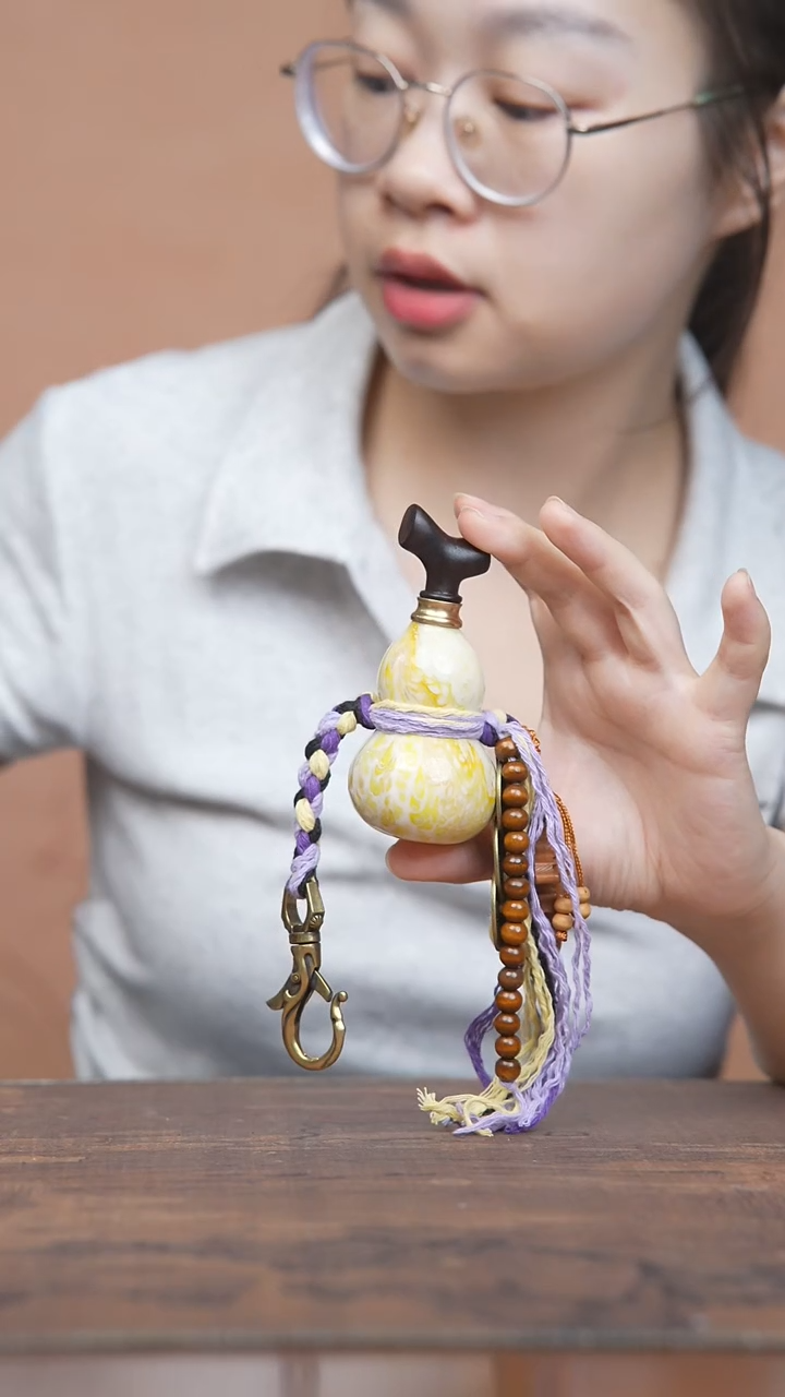 583号--------小葫芦钥匙挂