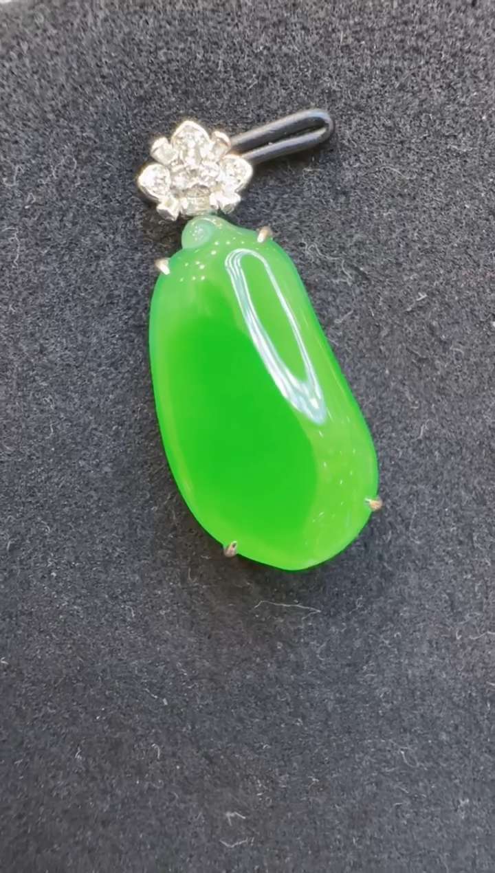 吊坠(不含链)18K金镶嵌翡翠多样性团购发一件