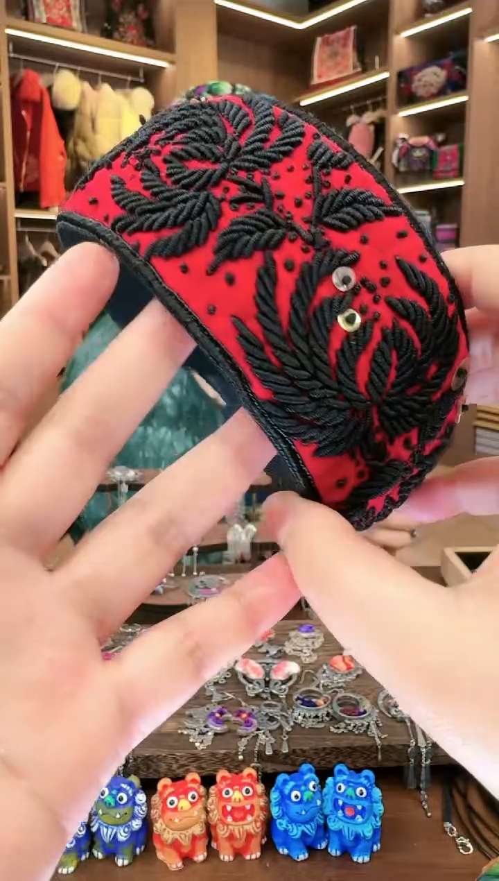 【闪购商品】织绣L518黔东南苗族刺绣