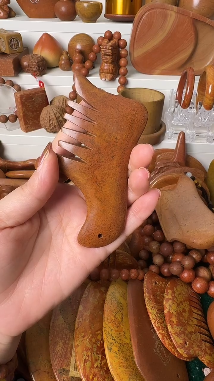 泗水砭石坊双旦特惠/砭石梳子