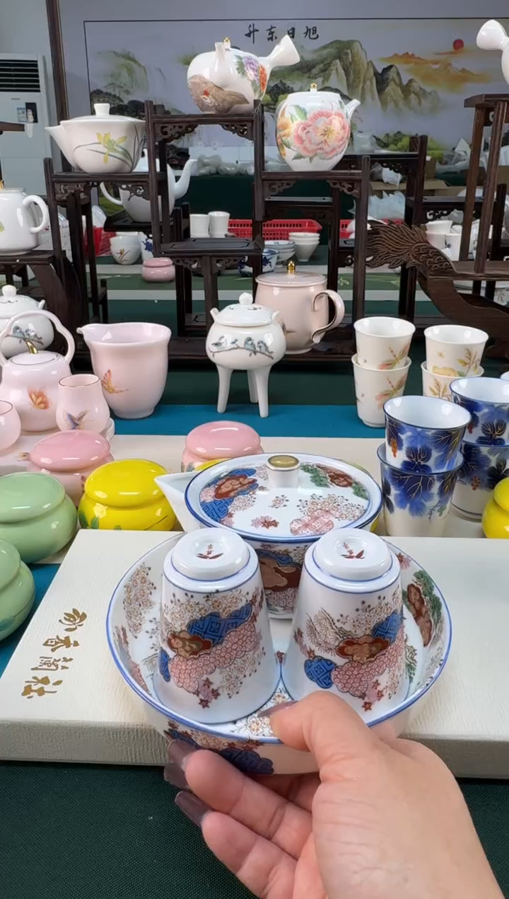 【闪购商品】瓷器 ······.......