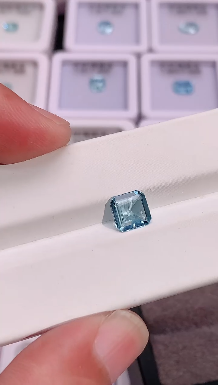 裸石海蓝宝石1.36-408天然海蓝宝石