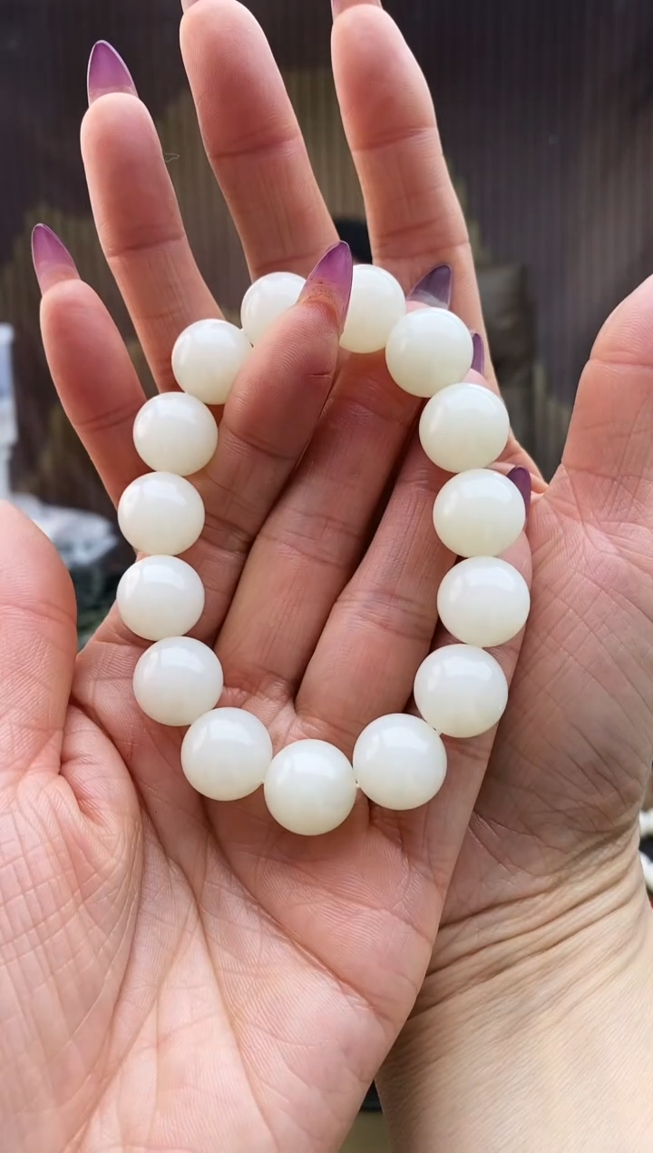 未镶嵌手串和田玉且末白14