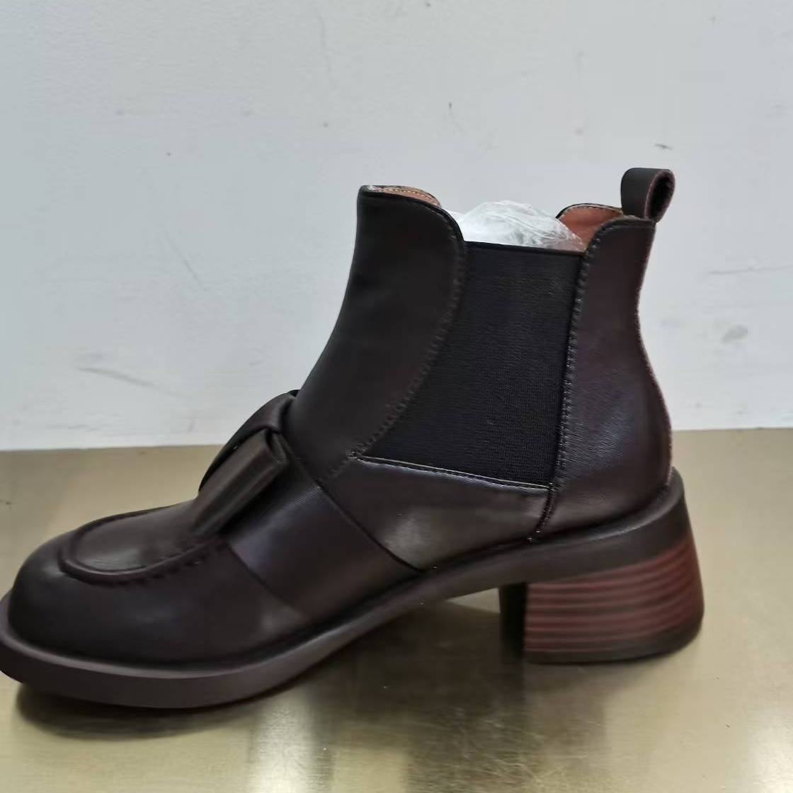 露露严选手工真皮时尚短靴女现货断码402