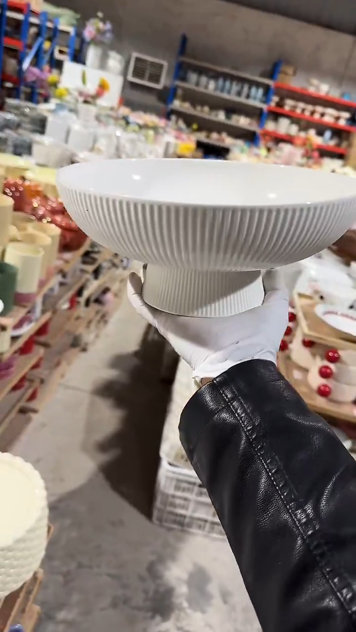 陶瓷10英寸条纹高脚碗微瑕 凑满20元包邮