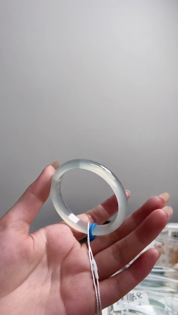 玛瑙/玉髓手镯未镶嵌53圈