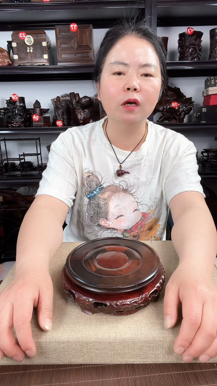 木15公分旋转老李红木工艺品