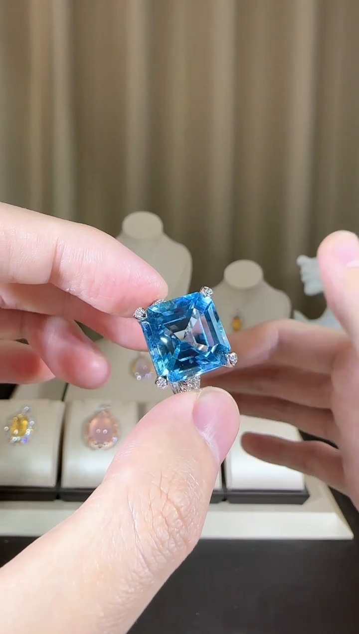 【闪购商品】托帕石戒指银S925镶嵌14mm