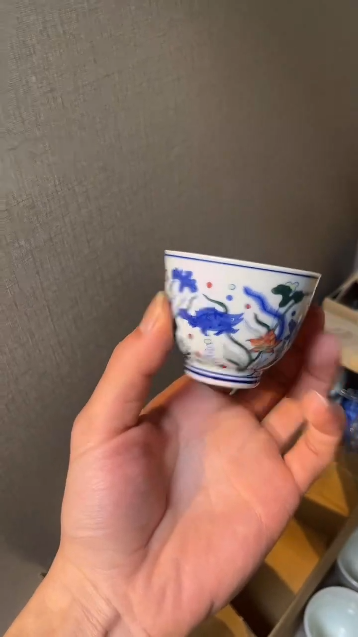 景德镇高温瓷鱼藻小客杯