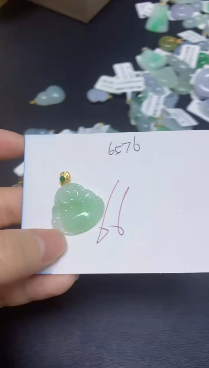 【闪购商品】翡翠未镶嵌挂件天然翡翠A货