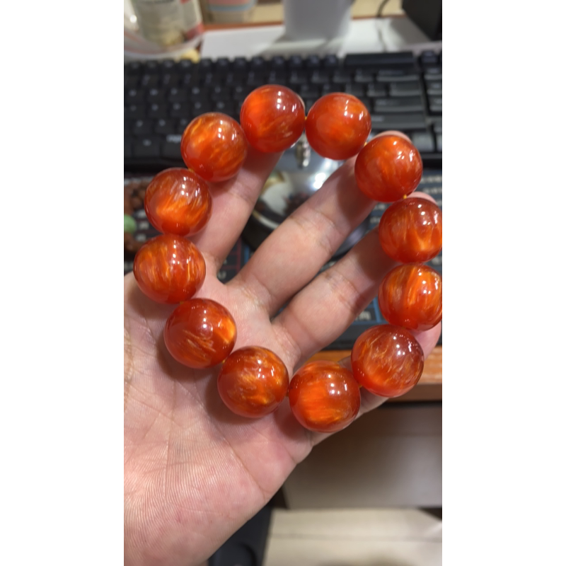 B  675 卡20 金丝海松手串