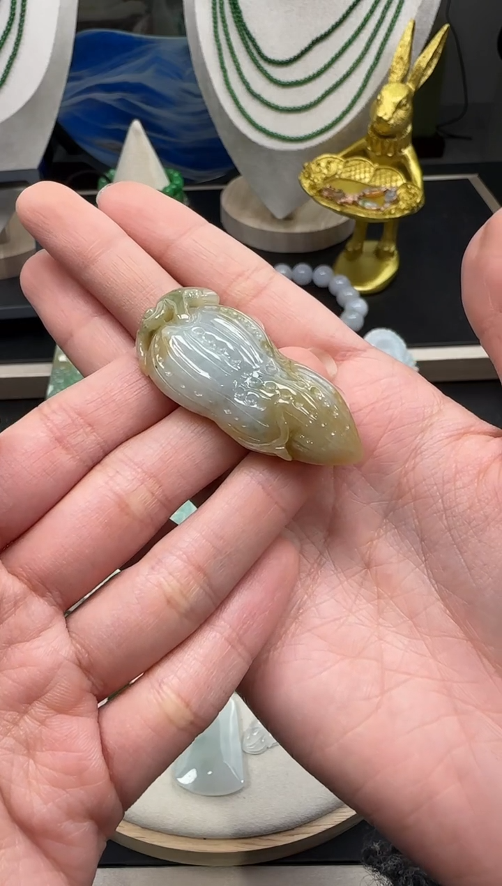 【闪购商品】翡翠吊坠(不含链)未镶嵌【海莎一口翠】翡翠挂件1