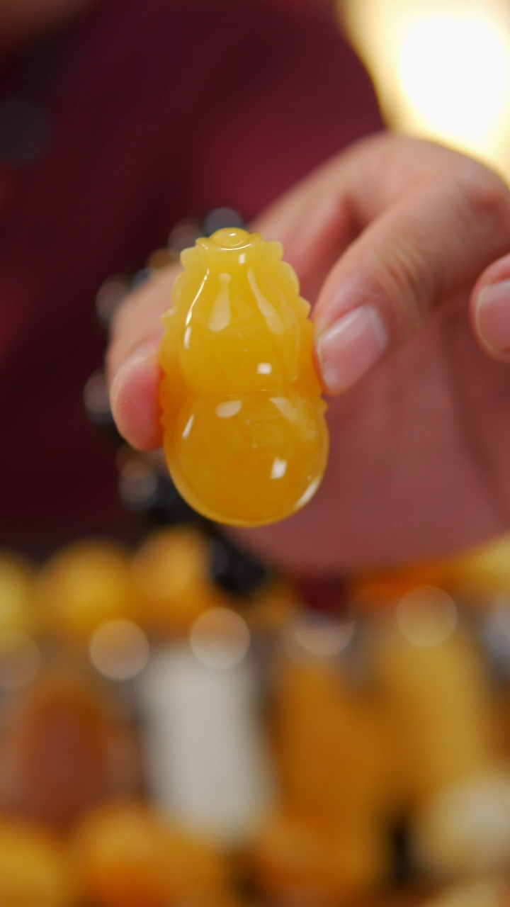 【闪购商品】蜜蜡裸石未镶嵌焦皮仿古葫芦12.69