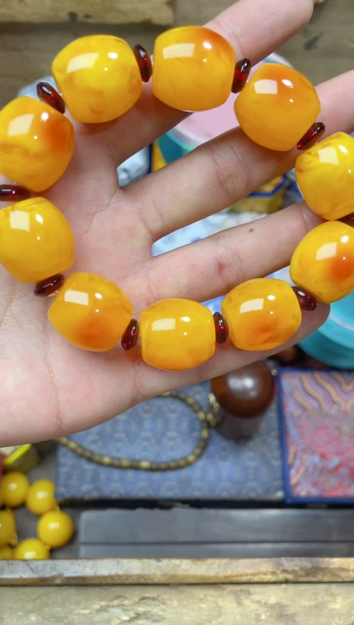 【闪购商品】蜜蜡裸石未镶嵌点击链接下单即可