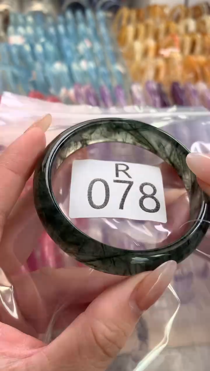 水晶珠宝半成品未镶嵌o****o水晶手镯078-58