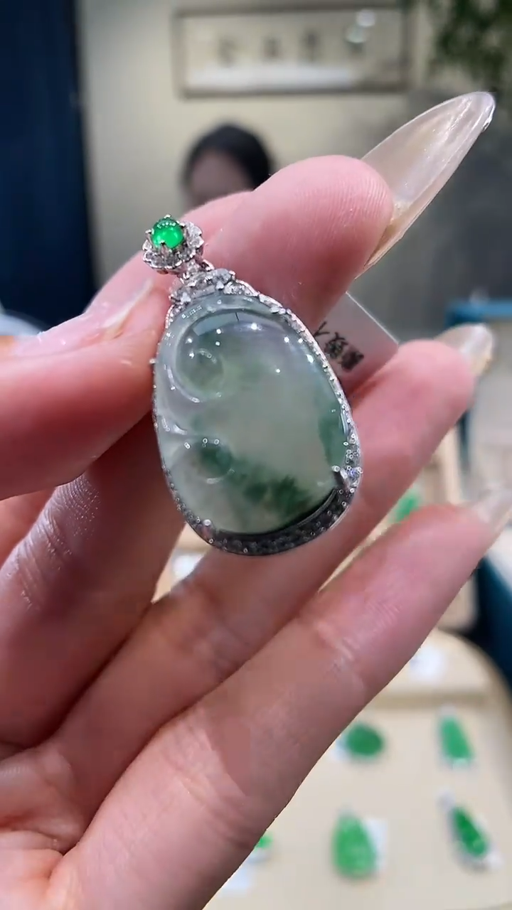 【闪购商品】翡翠吊坠(不含链)银S925镶嵌如意