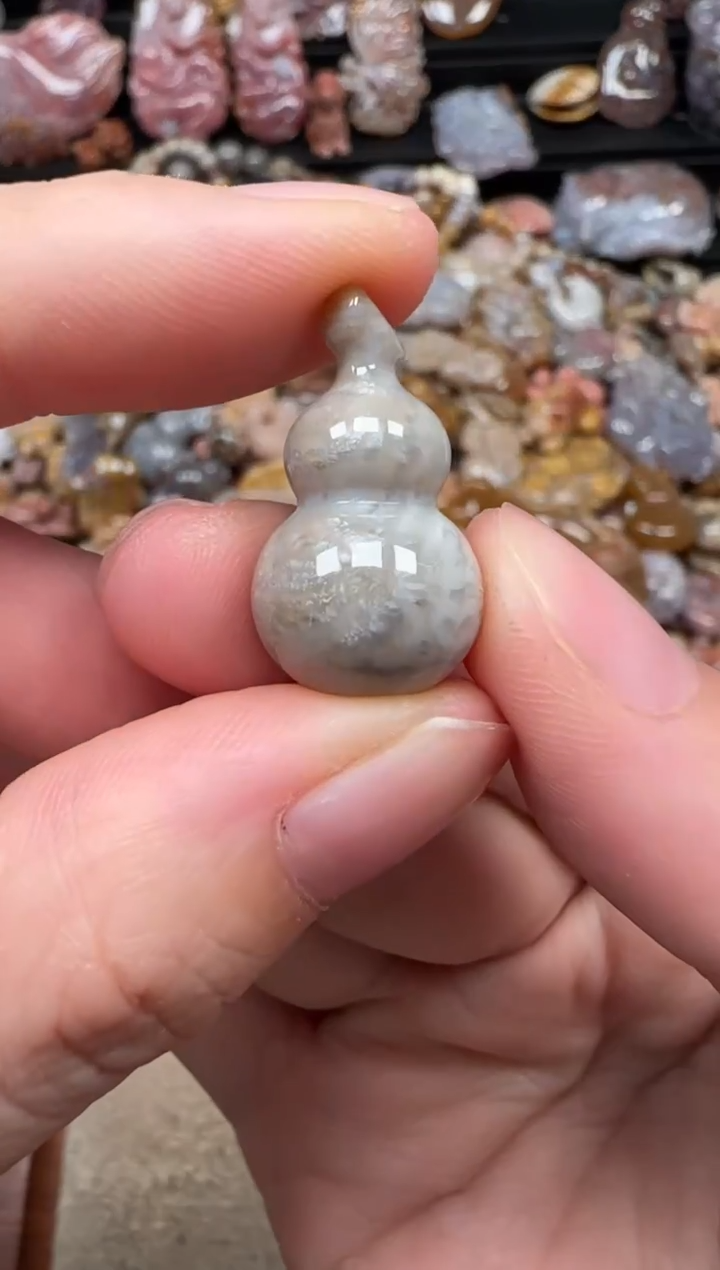 颈饰未镶嵌硅化珊瑚（珊瑚玉）516