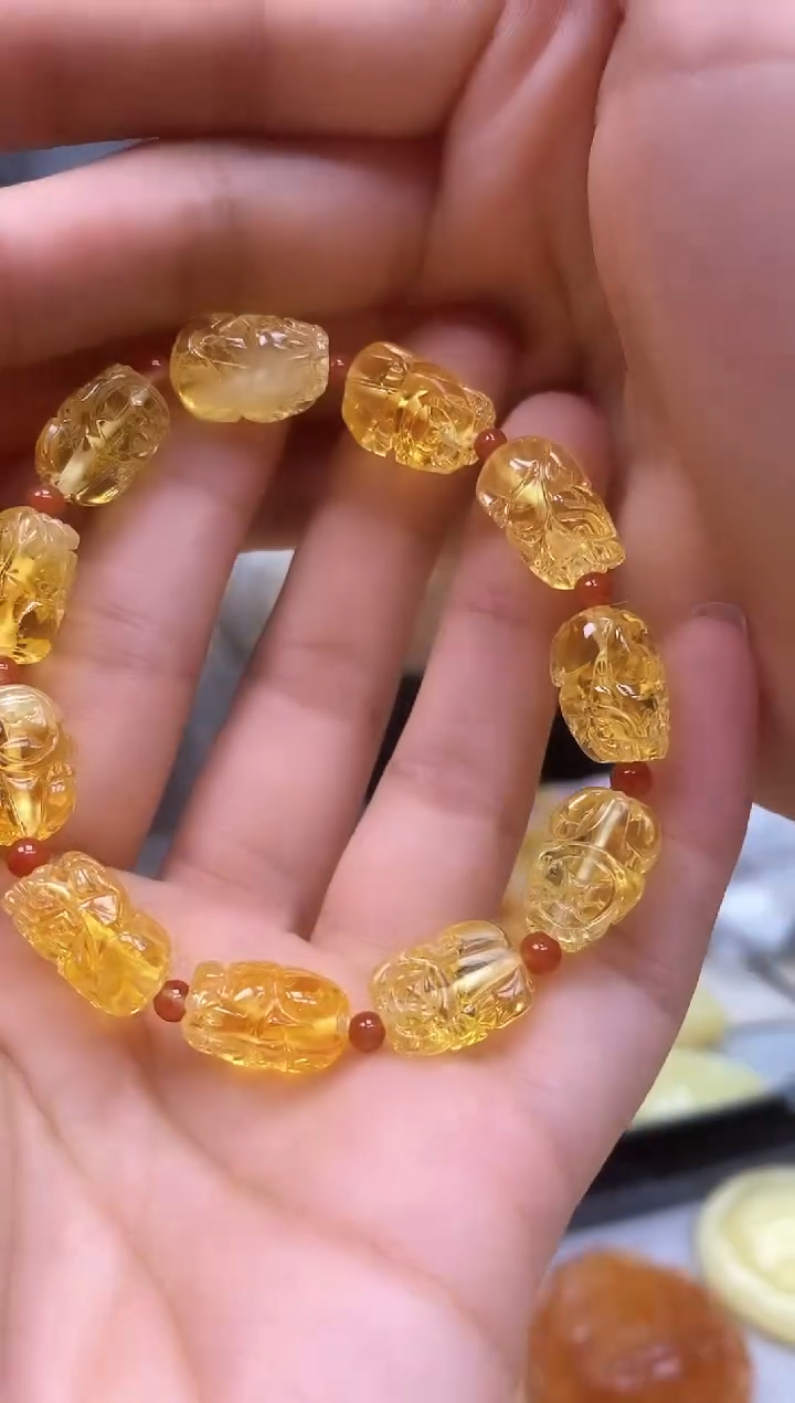 【闪购商品】琥珀裸石未镶嵌手串   多样性发一