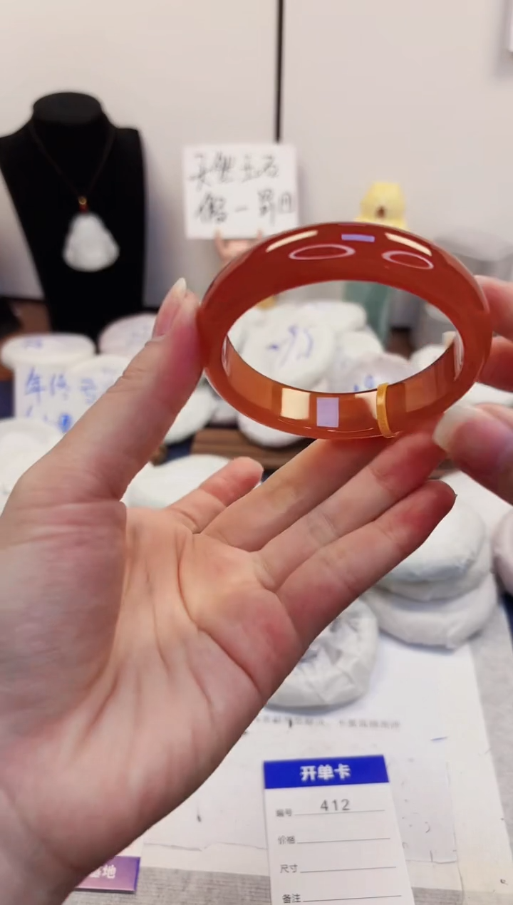 【闪购商品】石英质玉手镯未镶嵌412