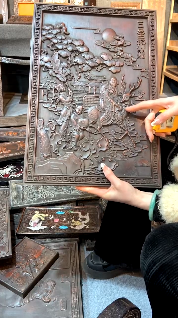 【闪购商品】木紫檀雕刻一物一拍以直播间为准