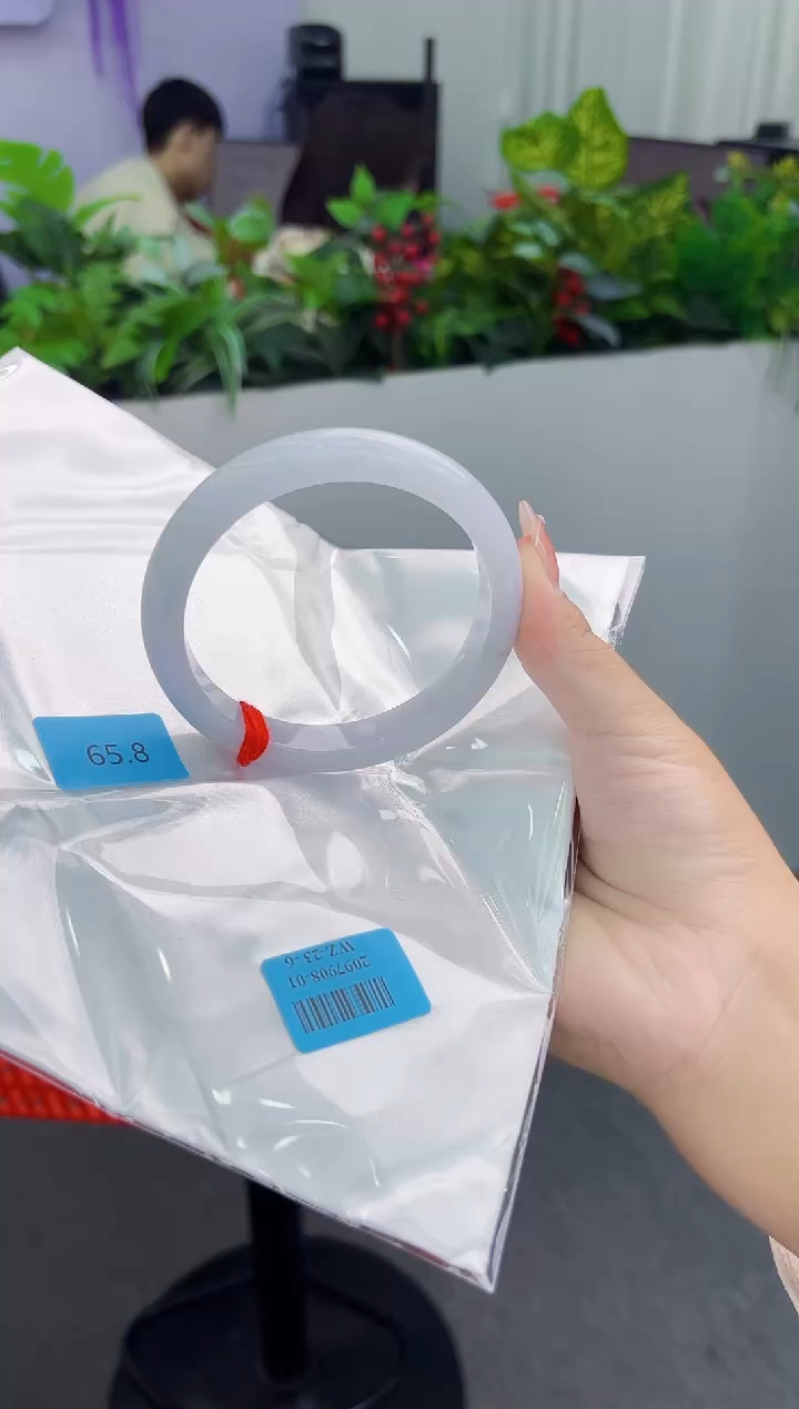 【闪购商品】翡翠手镯未镶嵌翡翠手镯