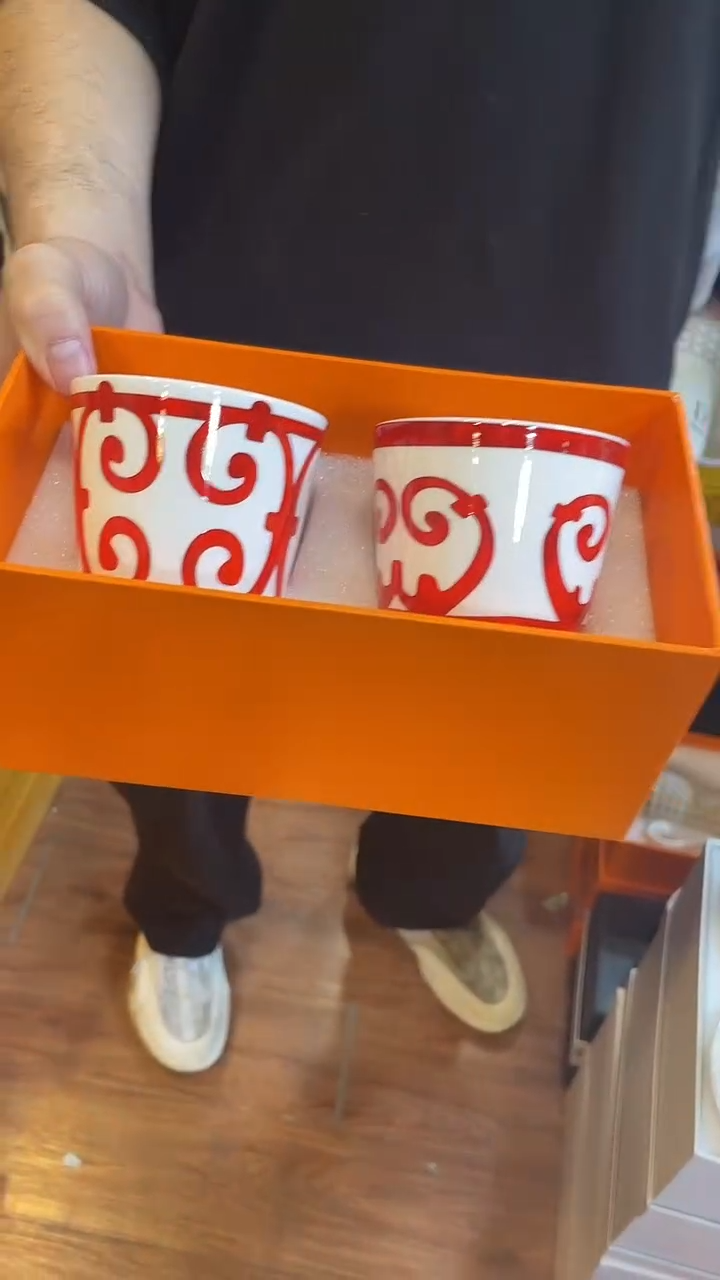 杯鸿辉家品牌瓷器，京东包邮！