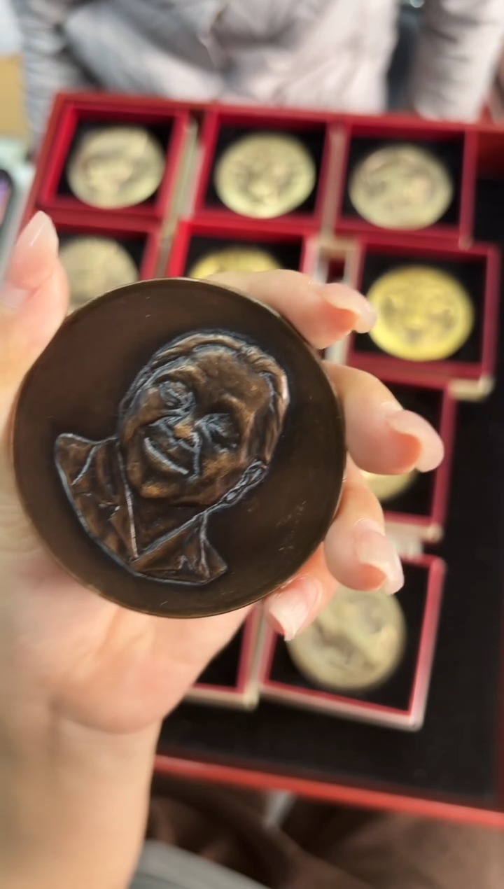 紫铜紫铜 邓爷爷 铜章 沈阳造币厂