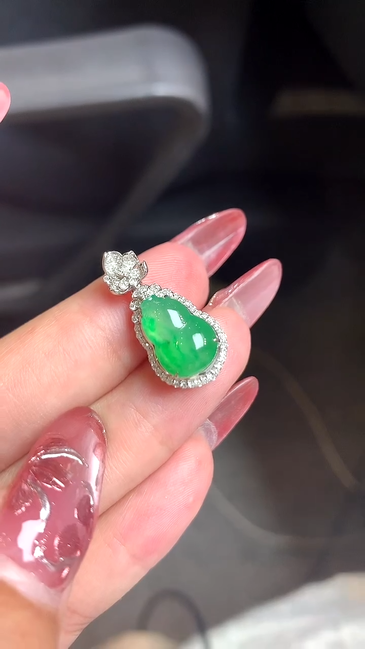 【闪购商品】翡翠吊坠(不含链)18K金镶嵌16-葫芦