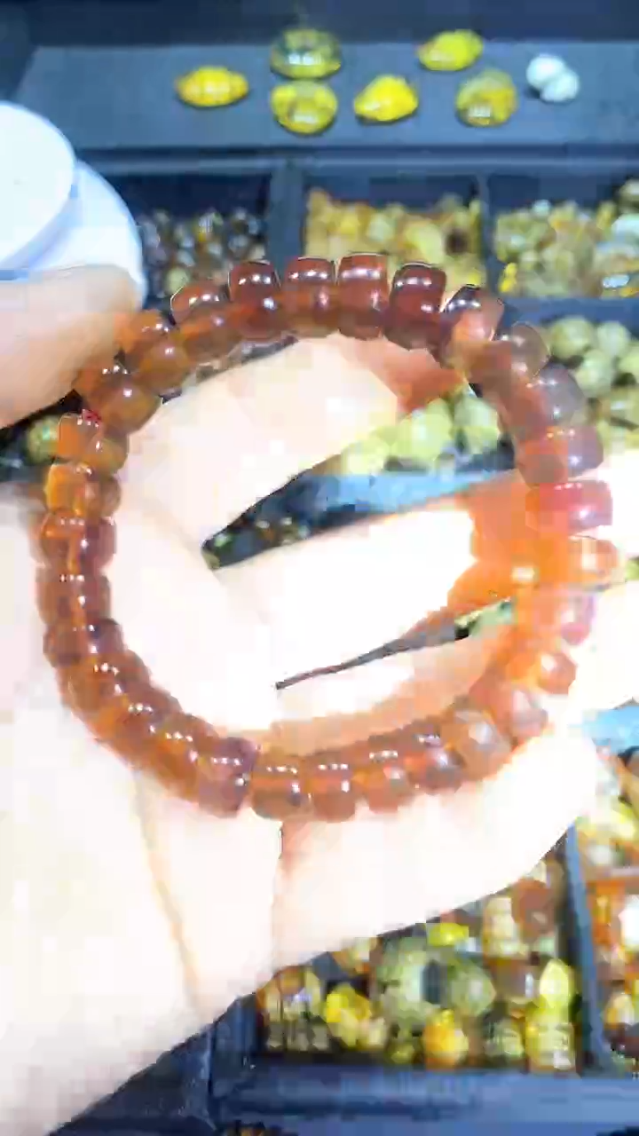 琥珀未镶嵌耳饰用****1天然缅甸琥珀手串