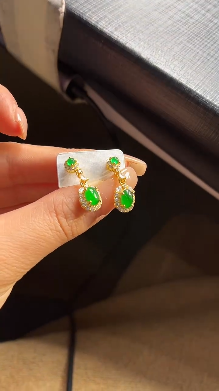 【闪购商品】翡翠颈饰未镶嵌100637321