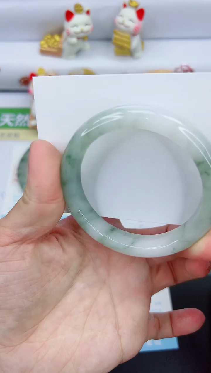 【闪购商品】石英质玉手镯未镶嵌1212-56.7