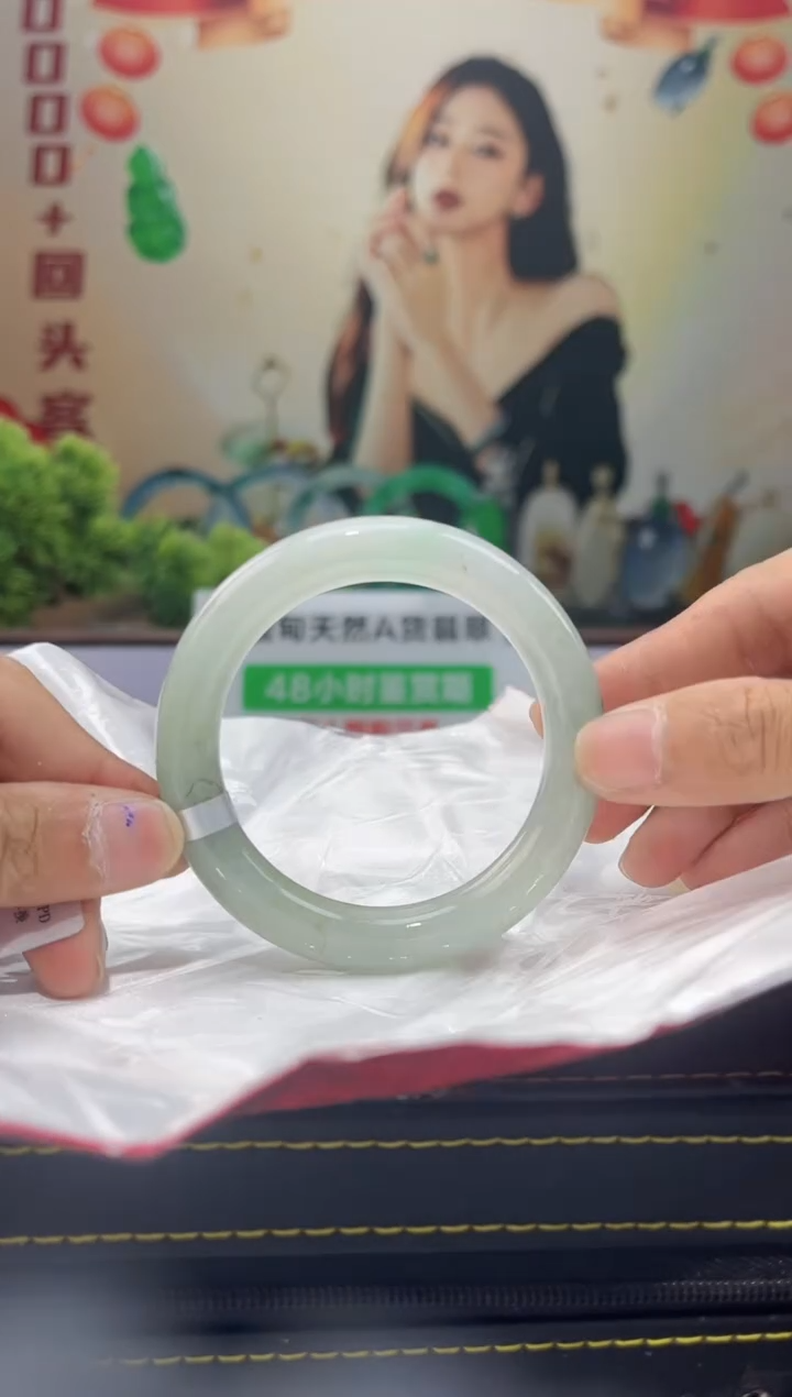 【闪购商品】翡翠手镯未镶嵌手镯6