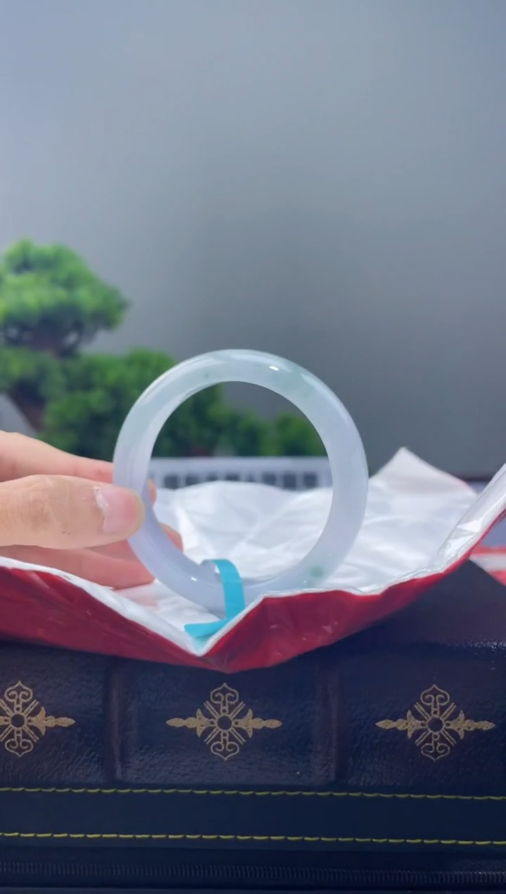 【闪购商品】翡翠手镯未镶嵌2手镯