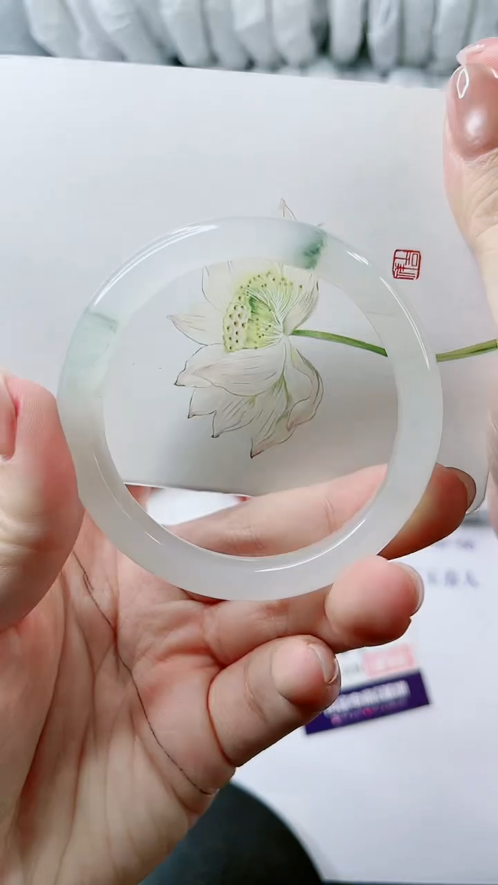 【闪购商品】石英质玉手镯未镶嵌多样性发货L64