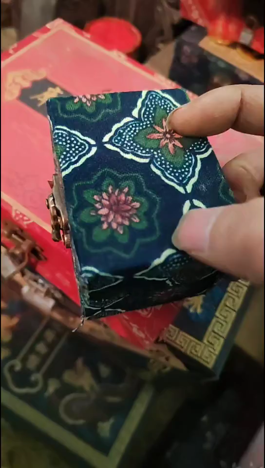 木木1个小蓝小盒子链接