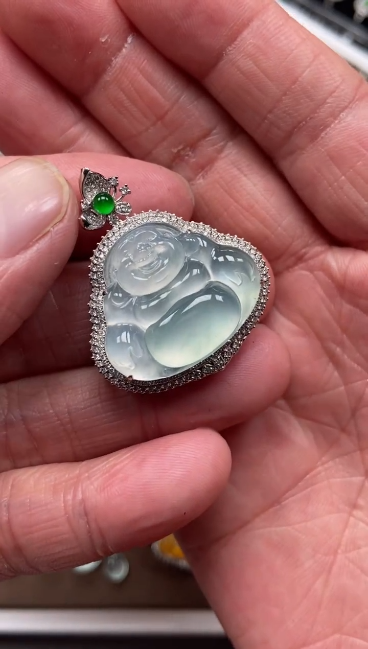 【闪购商品】翡翠吊坠(不含链)18K金镶嵌佛公