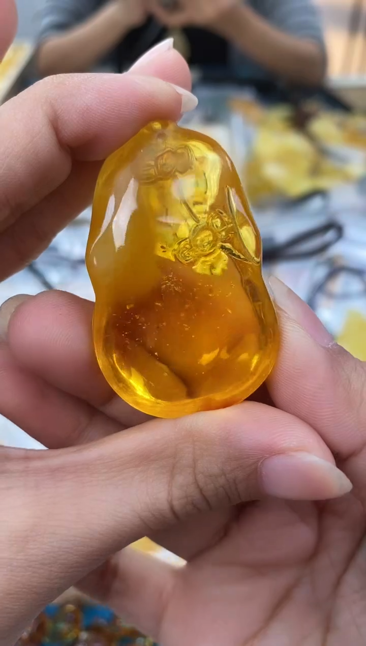 未镶嵌琥珀裸石天然琥珀蜜蜡