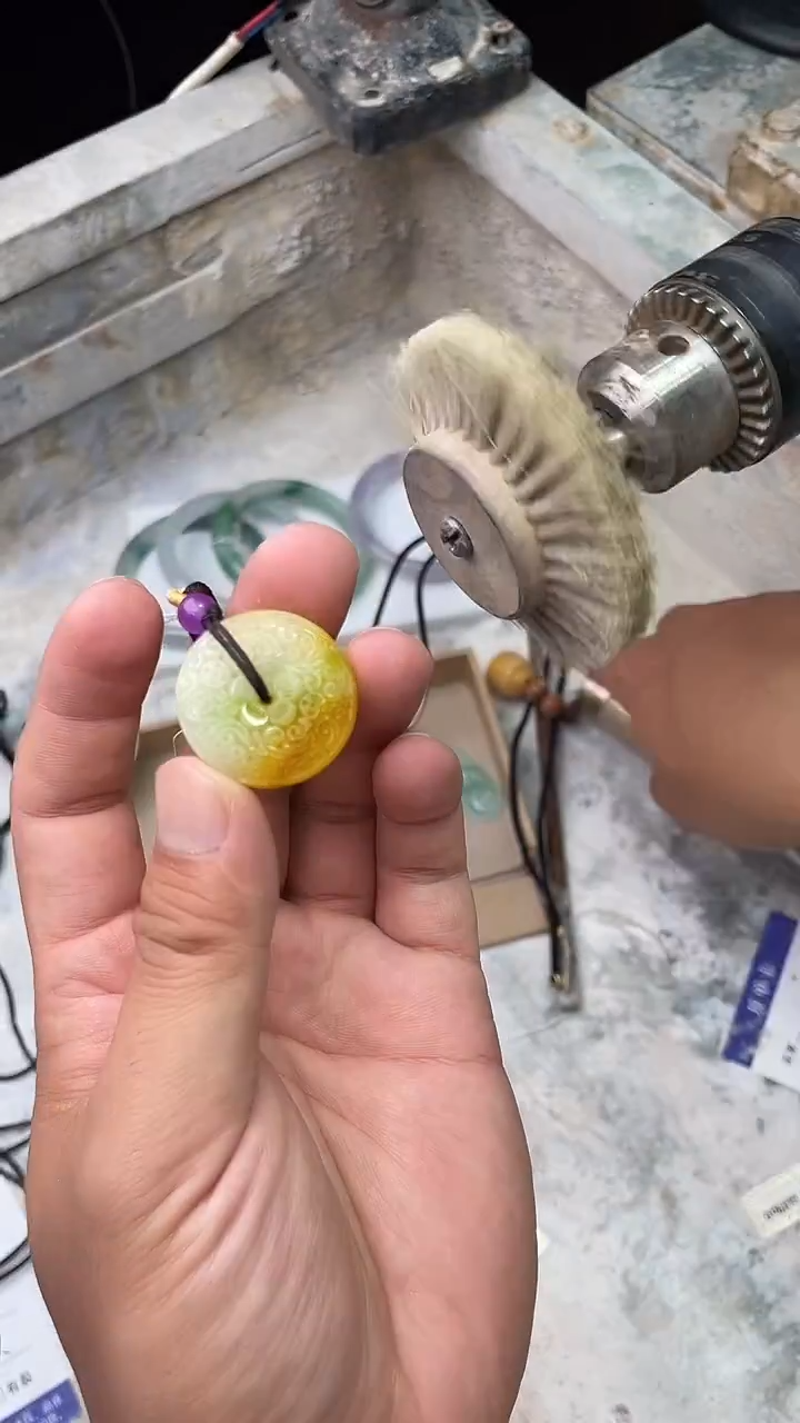  楚圣宸精品严选-1091黄扣子