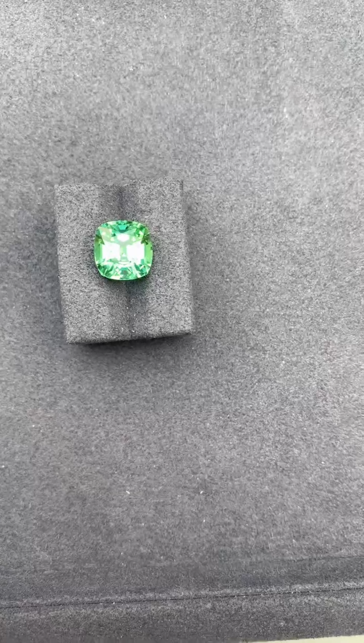 【闪购商品】碧玺裸石未镶嵌6.2ct绿碧玺