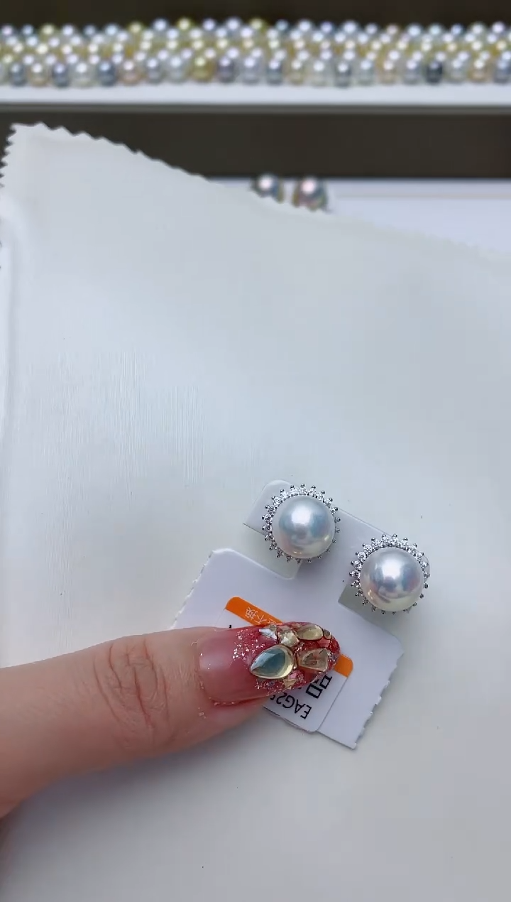 【闪购商品】淡水珍珠耳饰银S925镶嵌A8