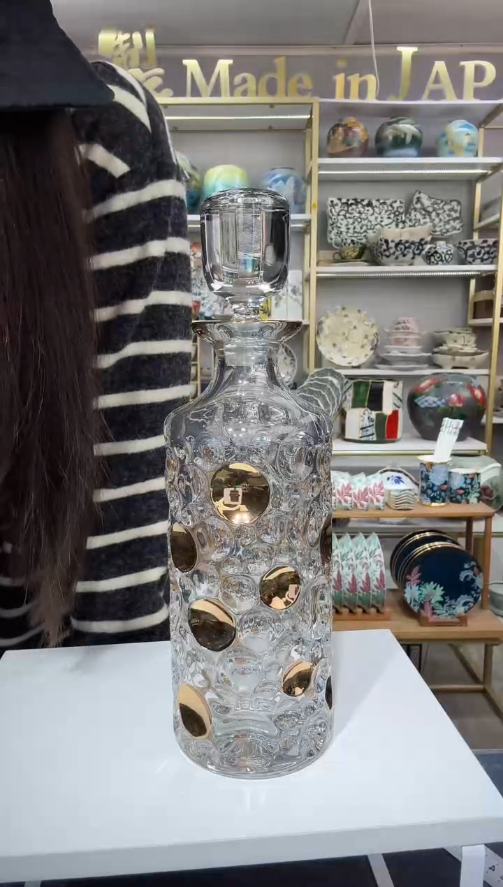 陶瓷水晶酒樽一只装