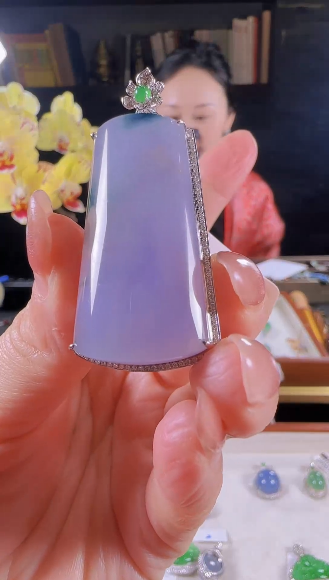 【闪购商品】翡翠吊坠(不含链)18K金镶嵌冰种紫罗兰无事牌